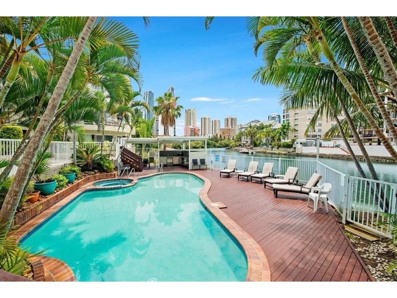 1/37 Peninsular Drive, Surfers Paradise QLD 4217