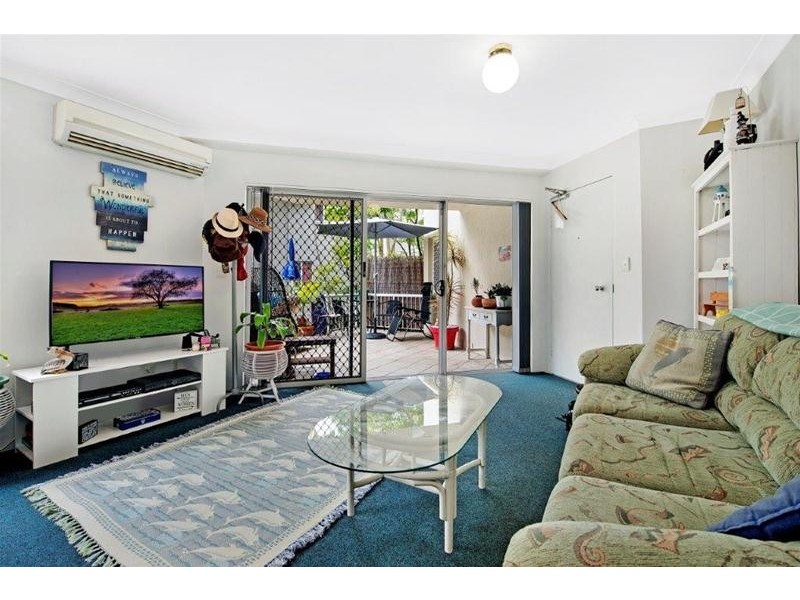 1/37 Peninsular Drive, Surfers Paradise QLD 4217