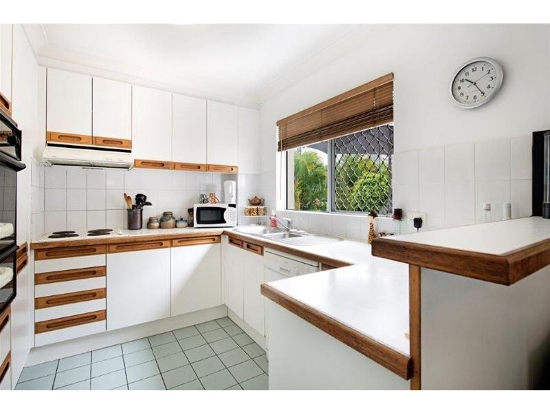 1/37 Peninsular Drive, Surfers Paradise QLD 4217