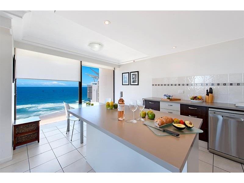 28 Northcliffe Terrace “Longbeach”, Surfers Paradise QLD 4217