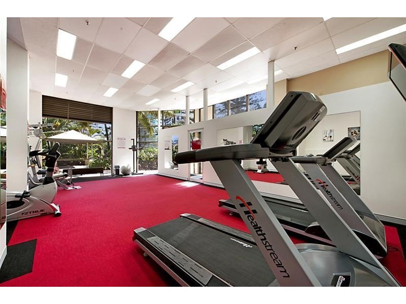 28 Northcliffe Terrace “Longbeach”, Surfers Paradise QLD 4217