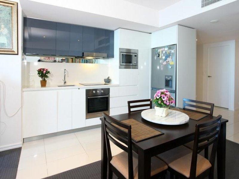 13205/6 Orchid Avenue, Surfers Paradise QLD 4217