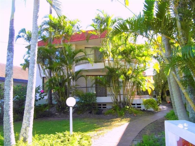 26 Lather Street “Walton Court”, Southport QLD 4215