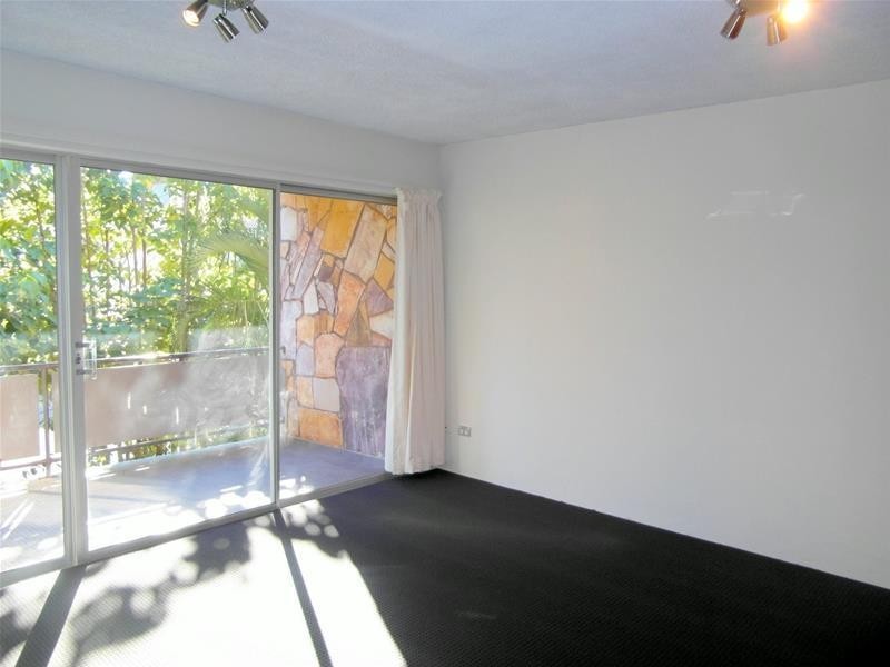 29 Old Burleigh Road “Paradise Royal”, Surfers Paradise QLD 4217