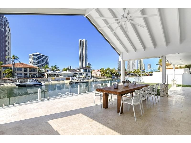 17 Seafarer Court, Paradise Waters QLD 4217