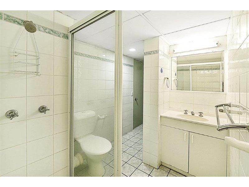 1105/44 The Esplanade, Surfers Paradise QLD 4217