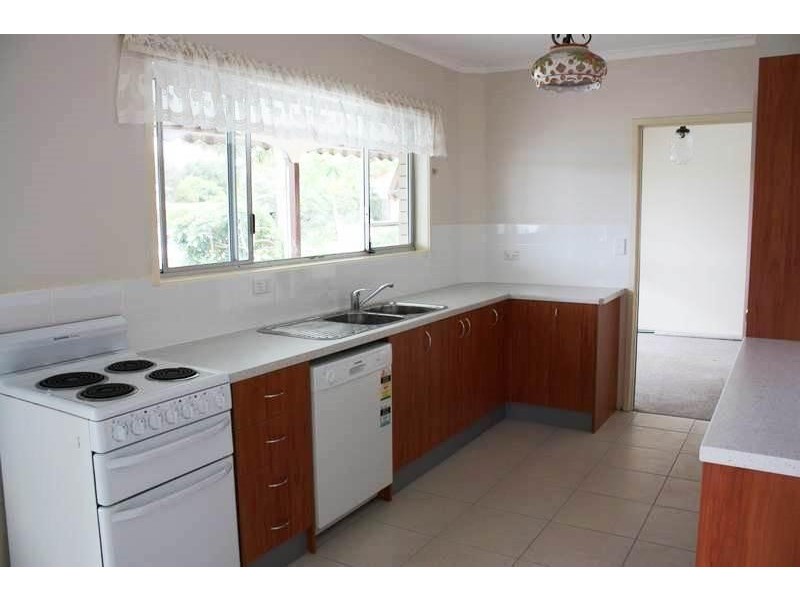 106 Gibraltar Drive, Isle Of Capri QLD 4217