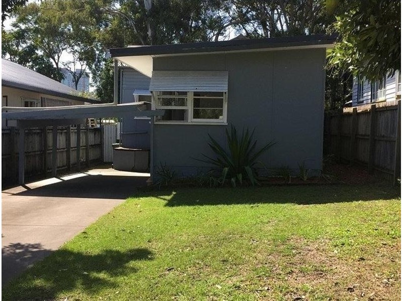 23 Egerton Street, Southport QLD 4215