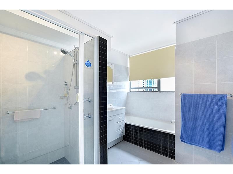 30 Watson Esplanade, Surfers Paradise QLD 4217