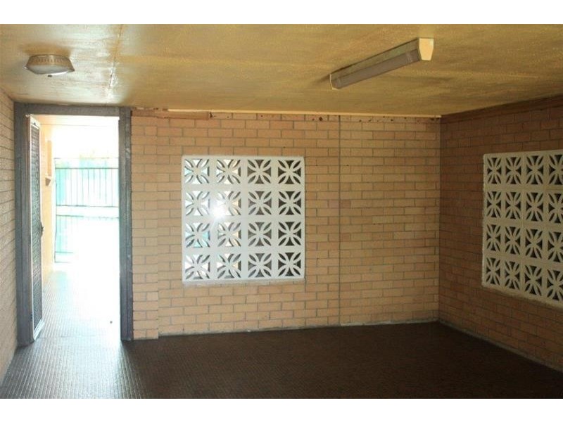 12 Carmel Court, Broadbeach Waters QLD 4218