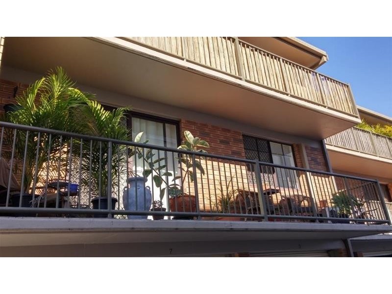 29 Loder Street, Biggera Waters QLD 4216