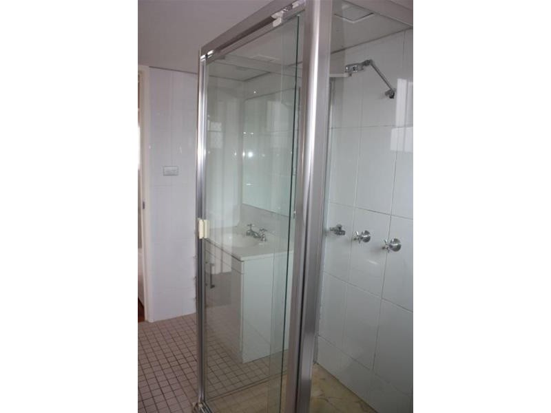 29 Loder Street, Biggera Waters QLD 4216