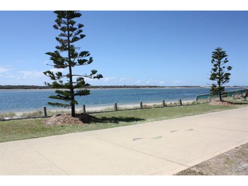 29 Loder Street, Biggera Waters QLD 4216