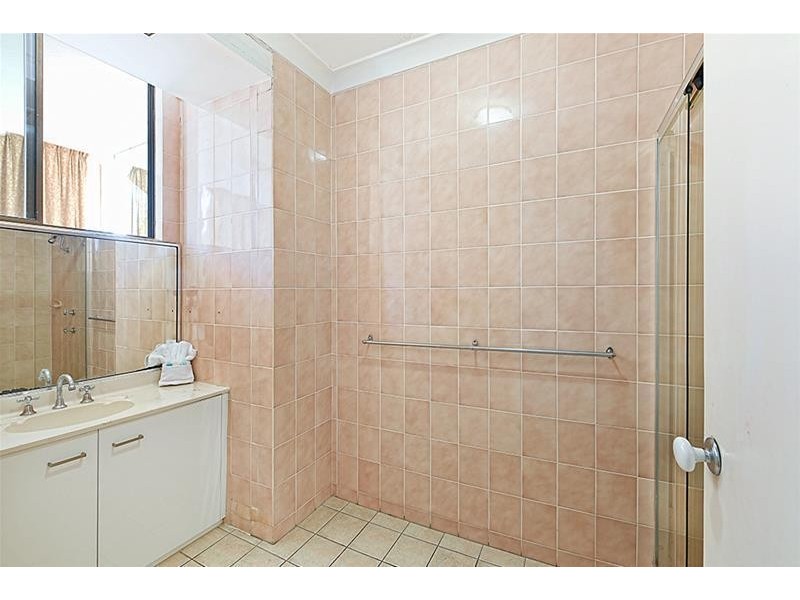 Penthouse ‘La Promenade’ 18 Orchid Avenue, Surfers Paradise QLD 4217