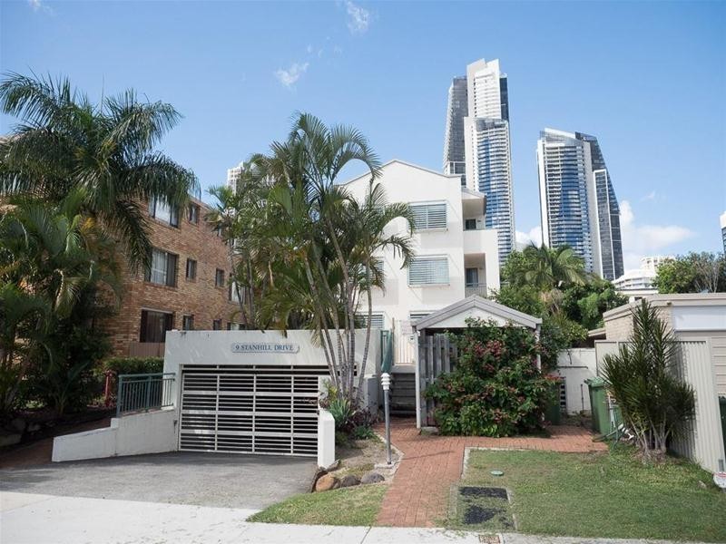 7/9 Stanhill Drive, Chevron Island QLD 4217