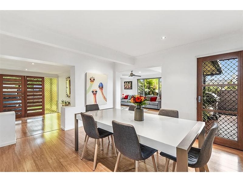 26  Coogeen Street, Sorrento QLD 4217