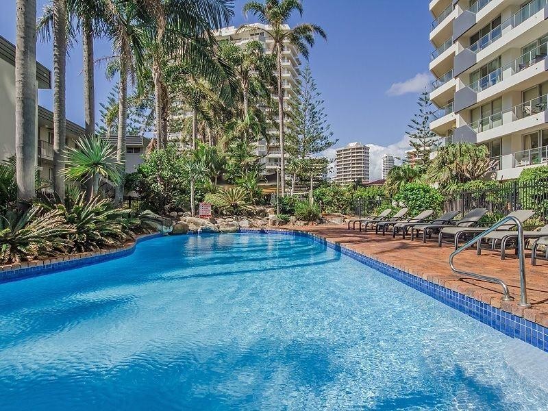 “Baronnet” 12 Enderley Avenue, Surfers Paradise QLD 4217