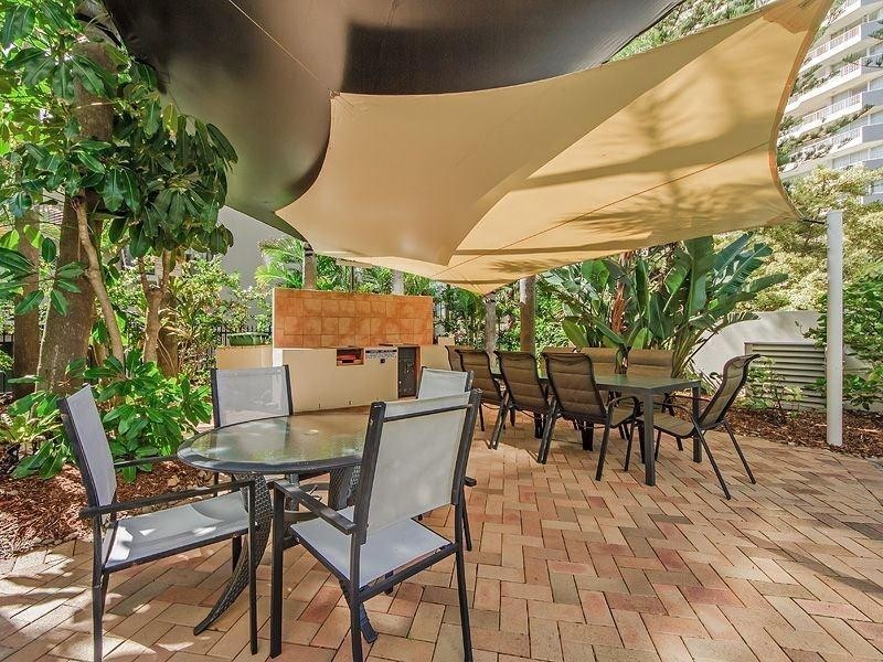 “Baronnet” 12 Enderley Avenue, Surfers Paradise QLD 4217