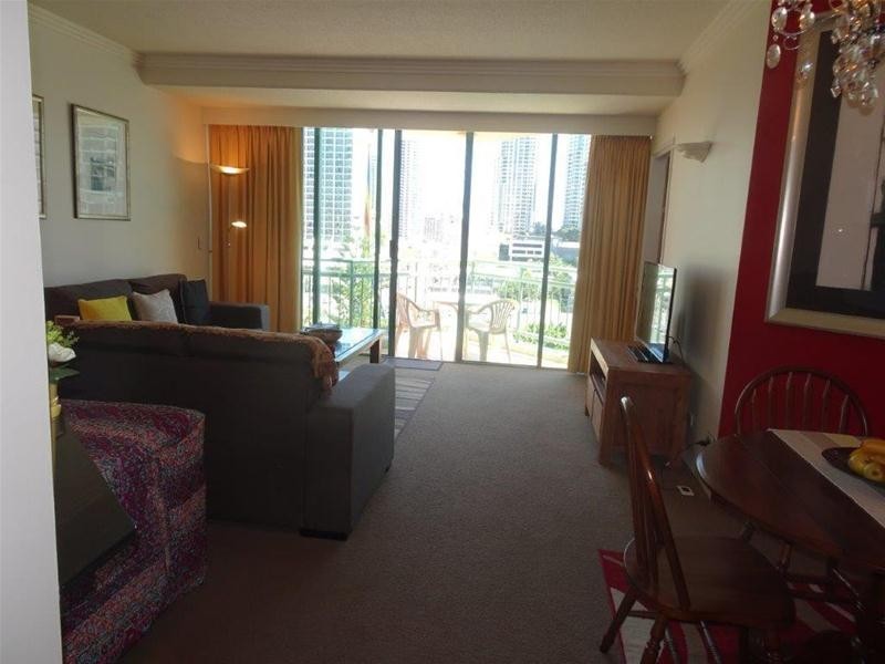 914/5 Palm Avenue, Surfers Paradise QLD 4217