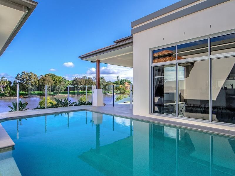 111 Sir Bruce Small Boulevard, Benowa Waters QLD 4217