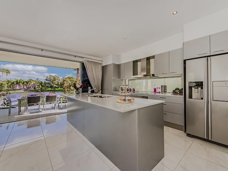 111 Sir Bruce Small Boulevard, Benowa Waters QLD 4217