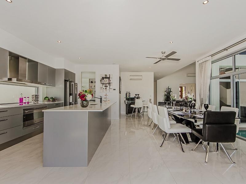 111 Sir Bruce Small Boulevard, Benowa Waters QLD 4217