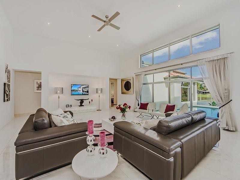 111 Sir Bruce Small Boulevard, Benowa Waters QLD 4217