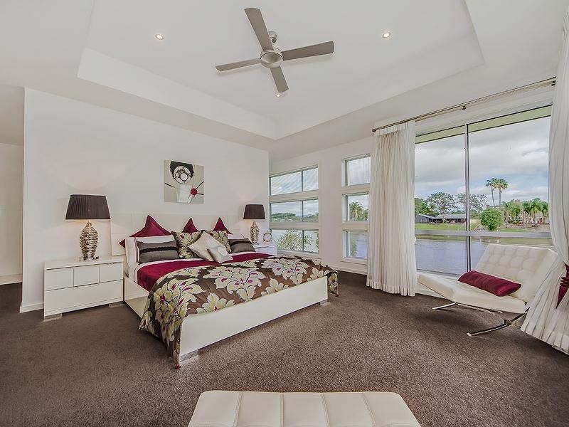 111 Sir Bruce Small Boulevard, Benowa Waters QLD 4217