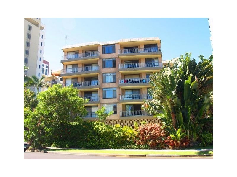 102/3  Oak Avenue, Surfers Paradise QLD 4217