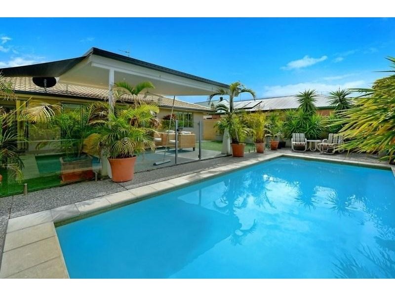 20  Mentone Avenue, Bundall QLD 4217