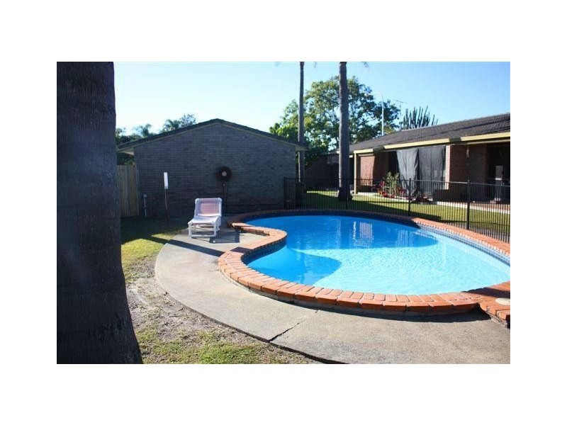 1/4 Duet Drive, Mermaid Waters QLD 4218