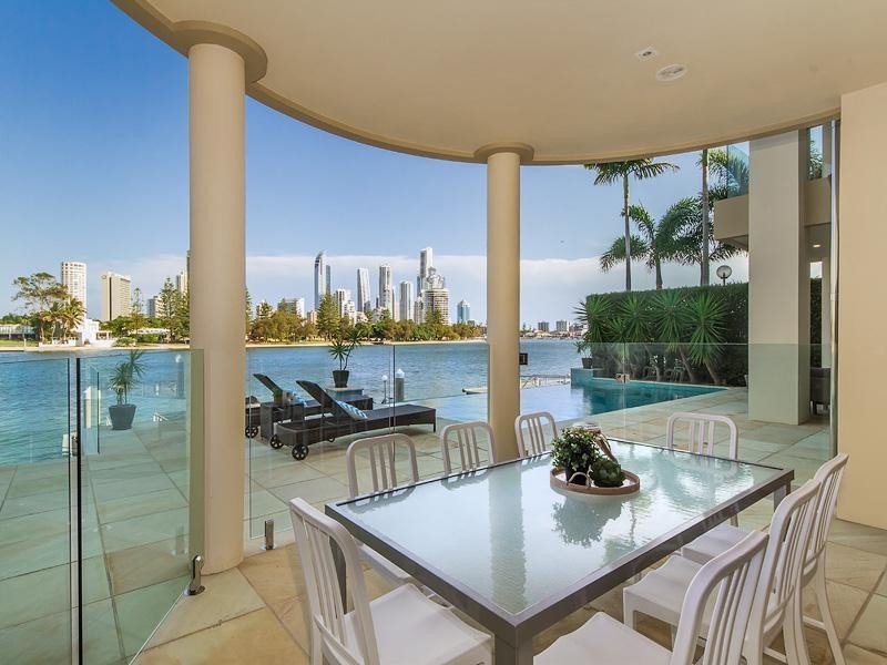 50 Admiralty Drive, Paradise Waters QLD 4217