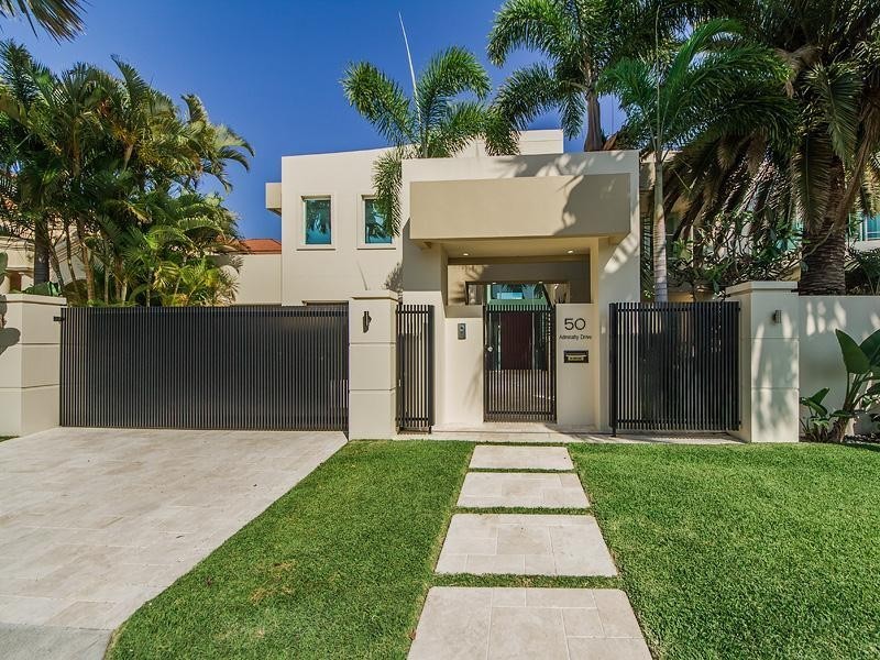 50 Admiralty Drive, Paradise Waters QLD 4217