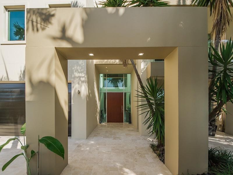 50 Admiralty Drive, Paradise Waters QLD 4217