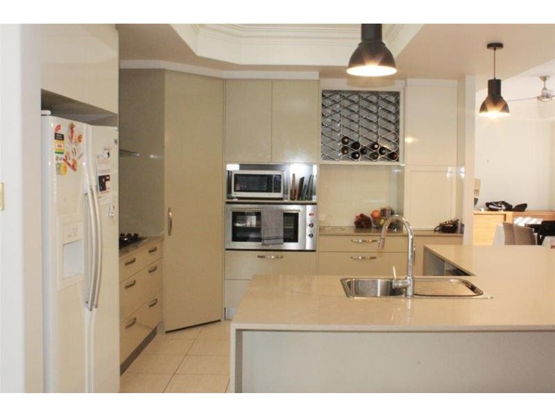 21 Blondell Avenue, Surfers Paradise QLD 4217