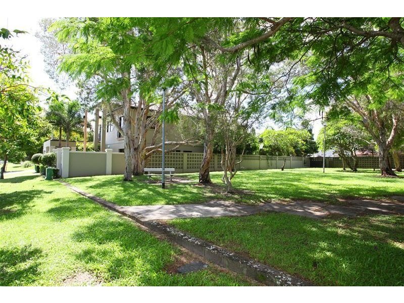 21 Blondell Avenue, Surfers Paradise QLD 4217