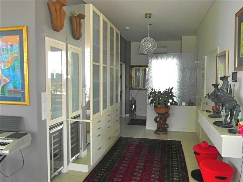 18 Cypress Avenue ‘Solaire Apartments’ , Budds Beach, Surfers Paradise QLD 4217