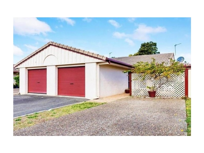 128  Benowa Road, Southport QLD 4215