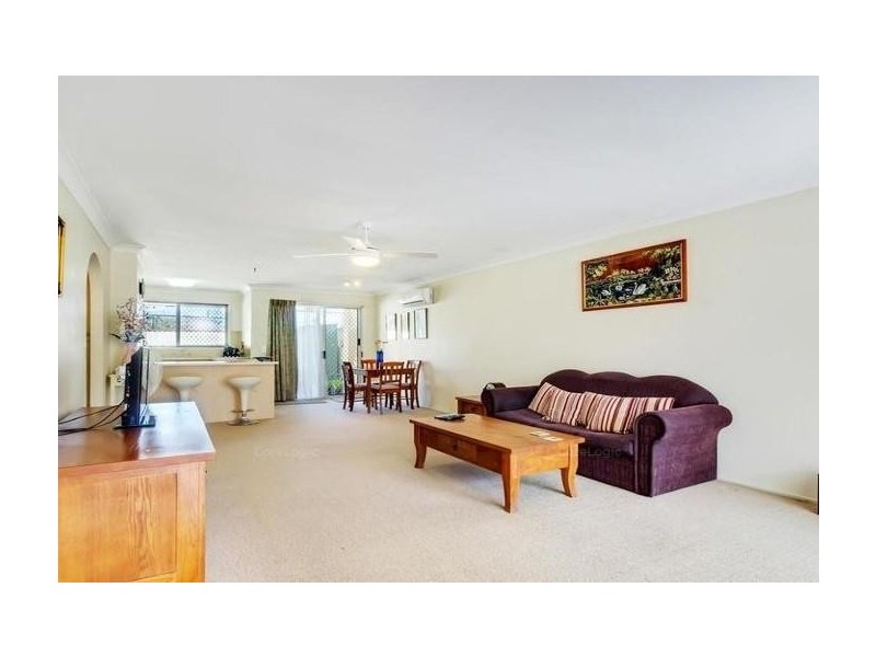 128  Benowa Road, Southport QLD 4215
