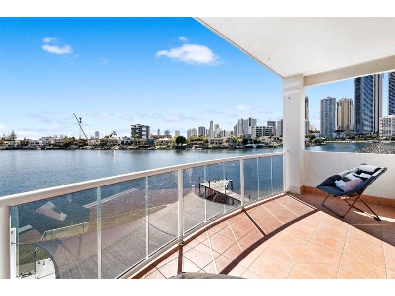 1/52 Sunrise Boulevard, Surfers Paradise QLD 4217