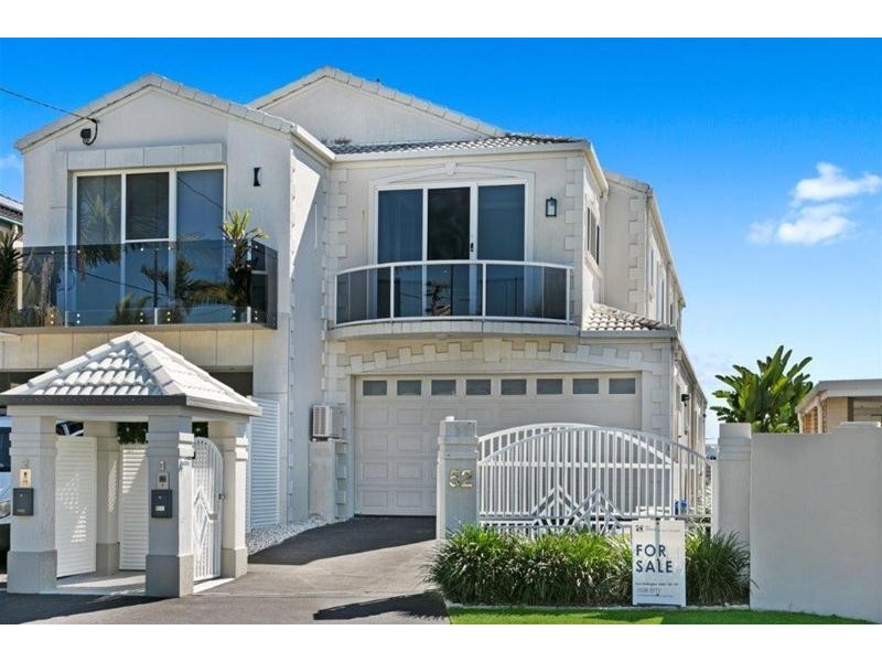 1/52 Sunrise Boulevard, Surfers Paradise QLD 4217