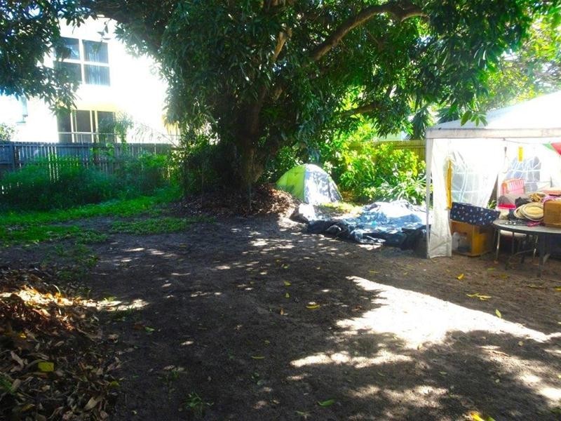 28 Pine Avenue, Surfers Paradise QLD 4217