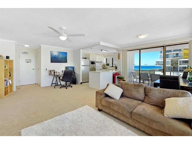 905/157 Old Burleigh Road, Broadbeach QLD 4218