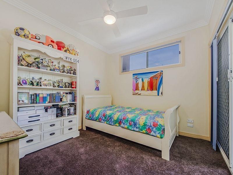 15 Remo Street, Isle Of Capri QLD 4217