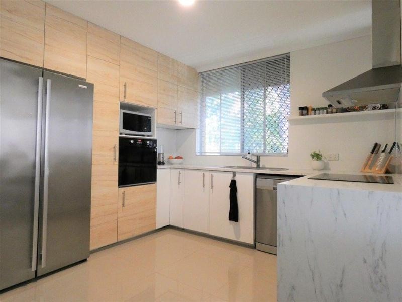 1/11 Peninsular Drive, Surfers Paradise QLD 4217