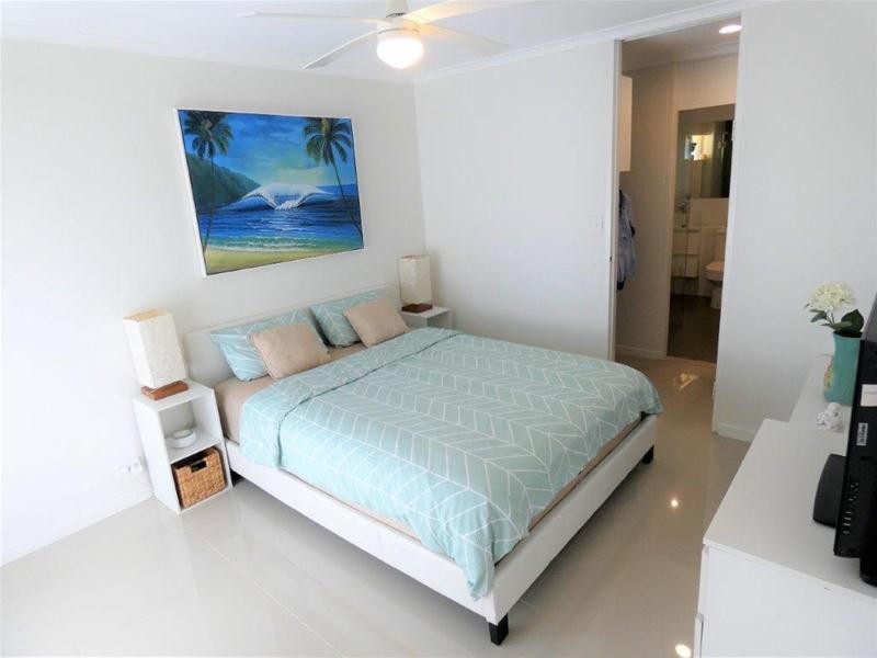 1/11 Peninsular Drive, Surfers Paradise QLD 4217