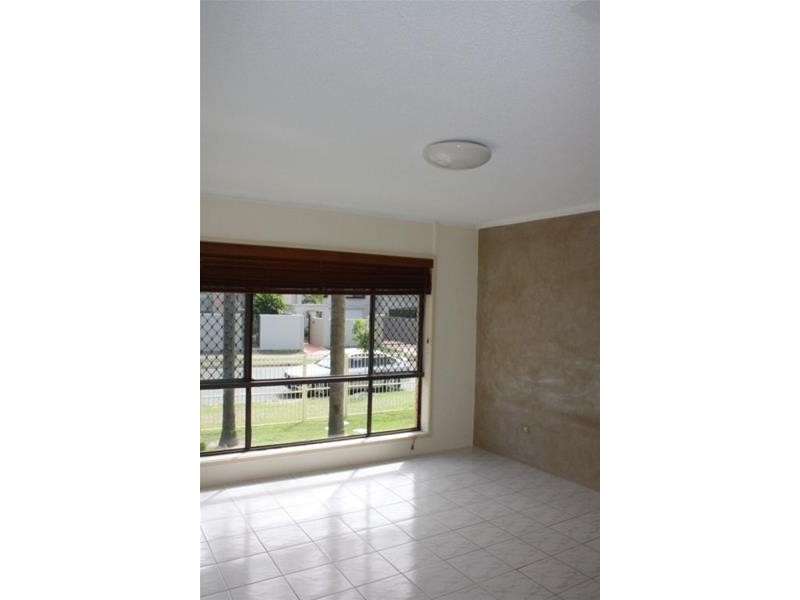 28 Sunrise Boulevard, Surfers Paradise QLD 4217