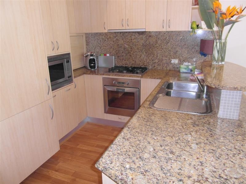 103 Salerno Street “Raffles on Capri”, Isle Of Capri QLD 4217