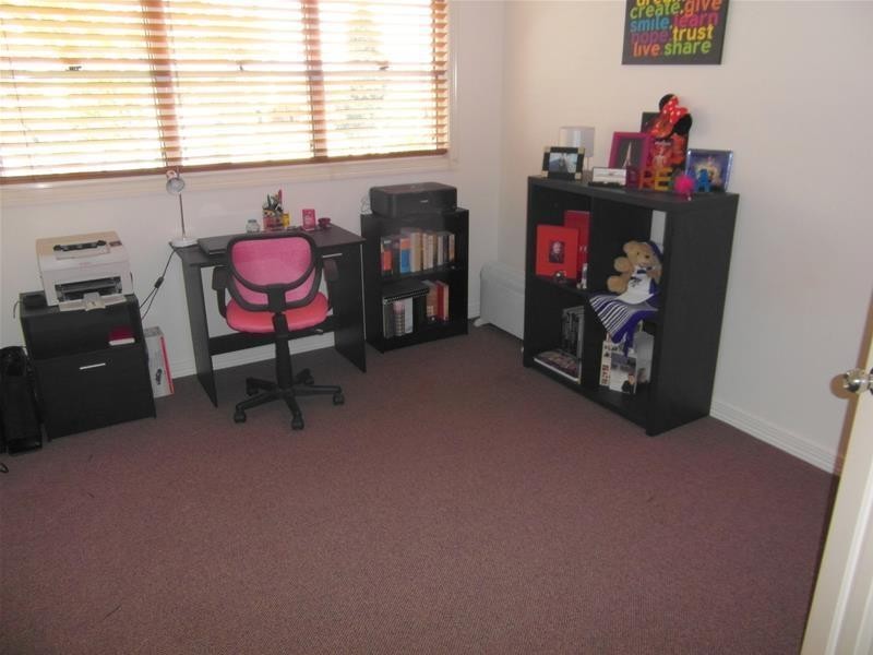 103 Salerno Street “Raffles on Capri”, Isle Of Capri QLD 4217