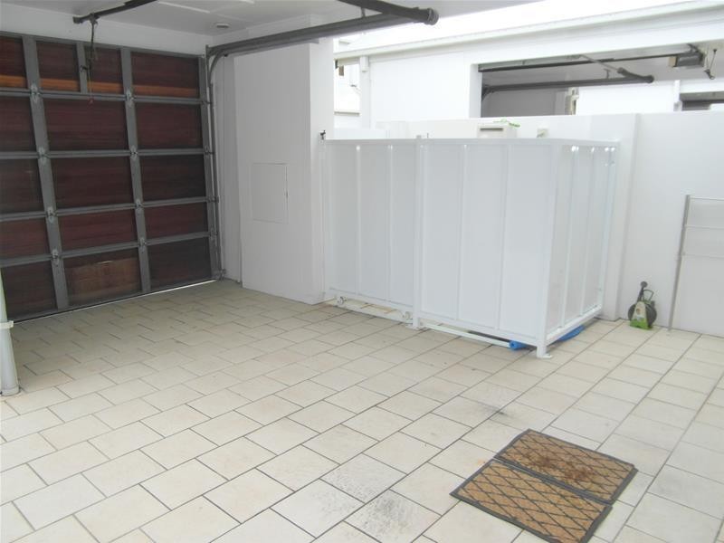 103 Salerno Street “Raffles on Capri”, Isle Of Capri QLD 4217